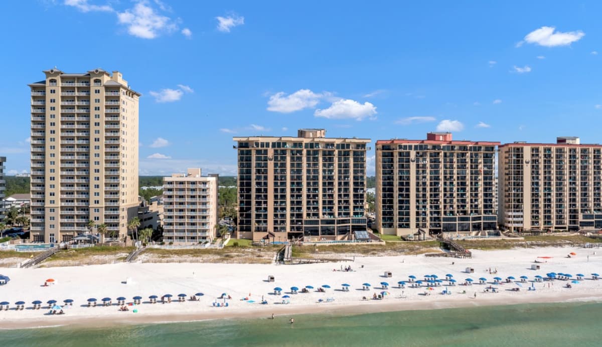 Resort Phoenix I